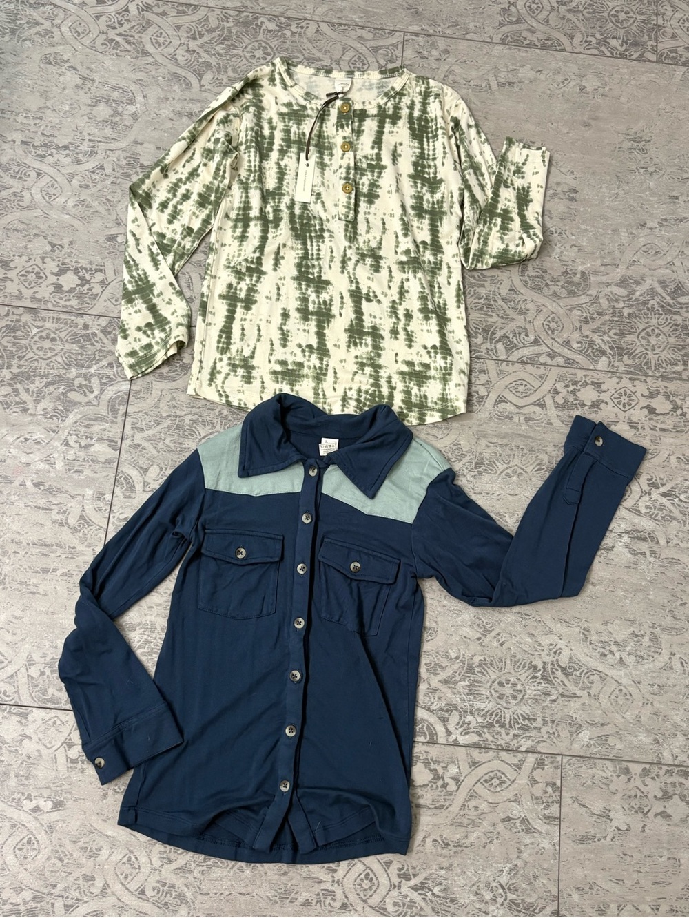 BUNDLE | (2) Kate Quinn Long Sleeve Boys Shirts SZ 8 Y | Blue & Green